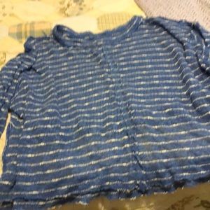very loose knit sweater light weight